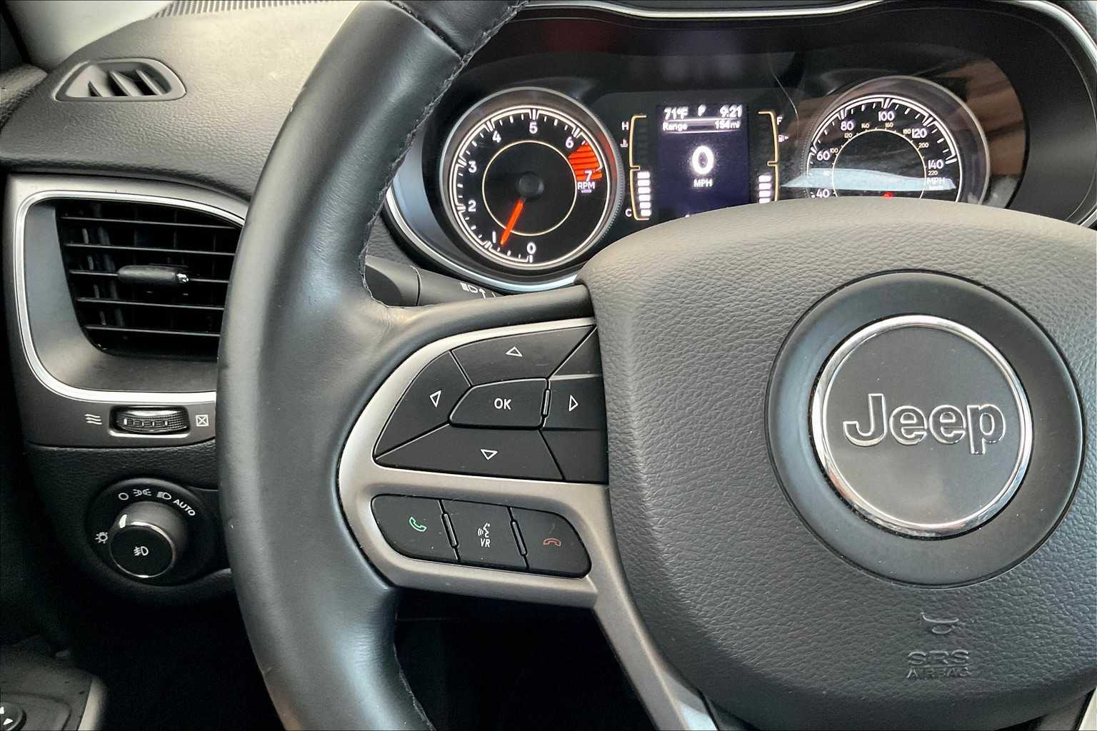 2019 Jeep Cherokee Latitude photo 20