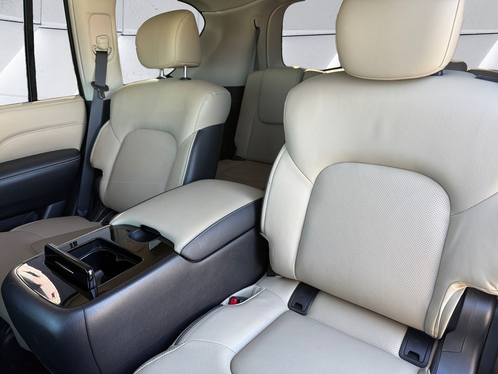 2023 Infiniti QX80 Premium Select photo 18