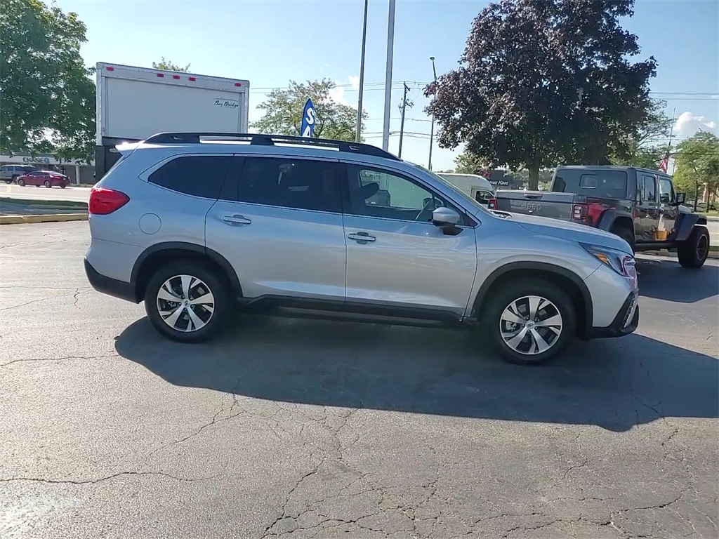 2024 Subaru Ascent Premium photo 7