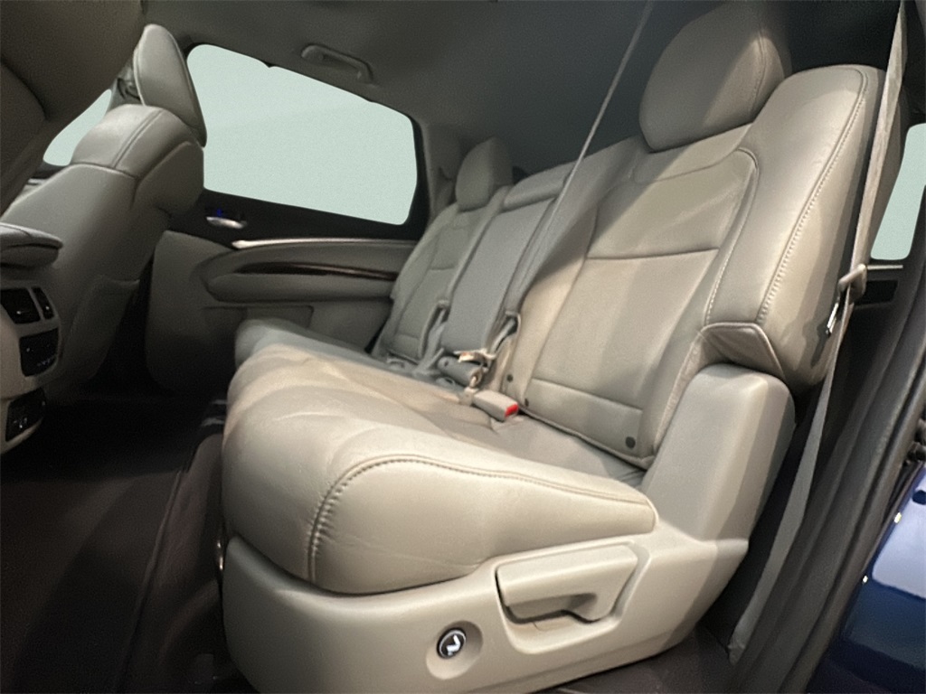 2016 Acura MDX SH-AWD Advance Entertainment photo 11