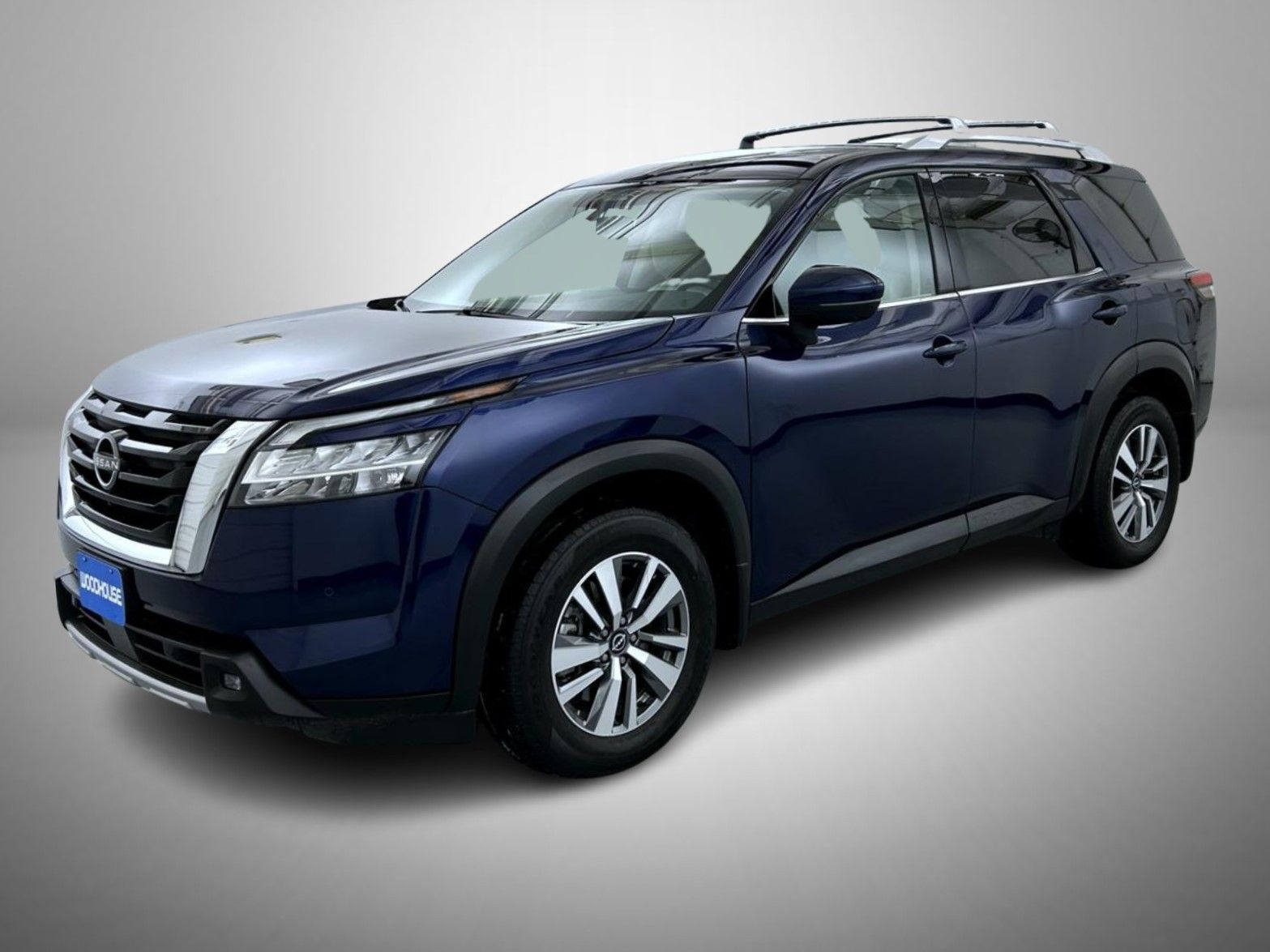 2022 Nissan Pathfinder SL's photo