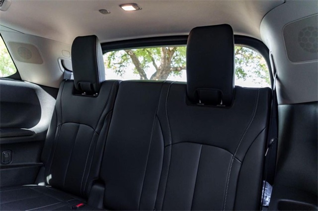 2025 Infiniti QX60 Pure photo 16