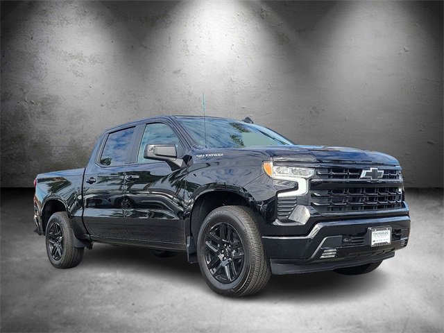 2026 Chevrolet Silverado 1500 RST photo 2