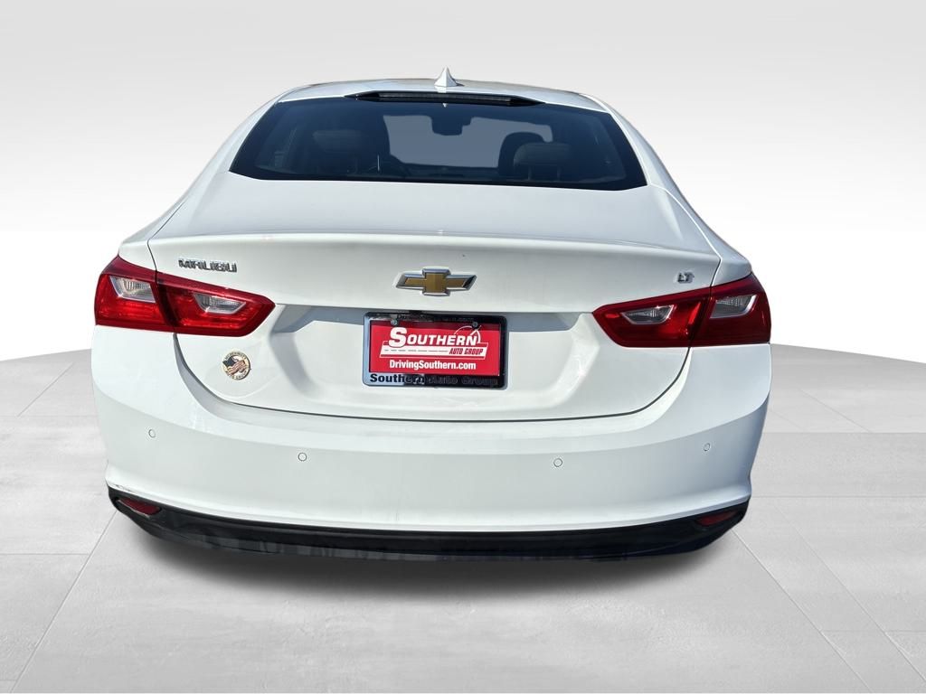 2024 Chevrolet Malibu 1LT photo 4