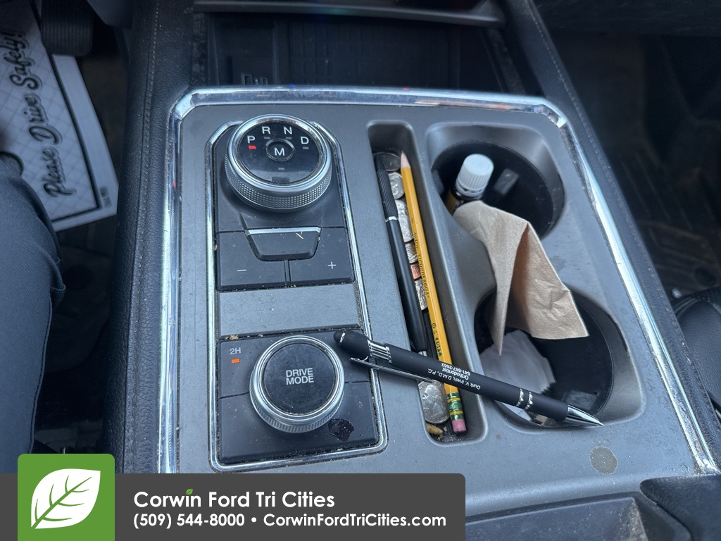2020 Ford Expedition MAX XLT photo 11