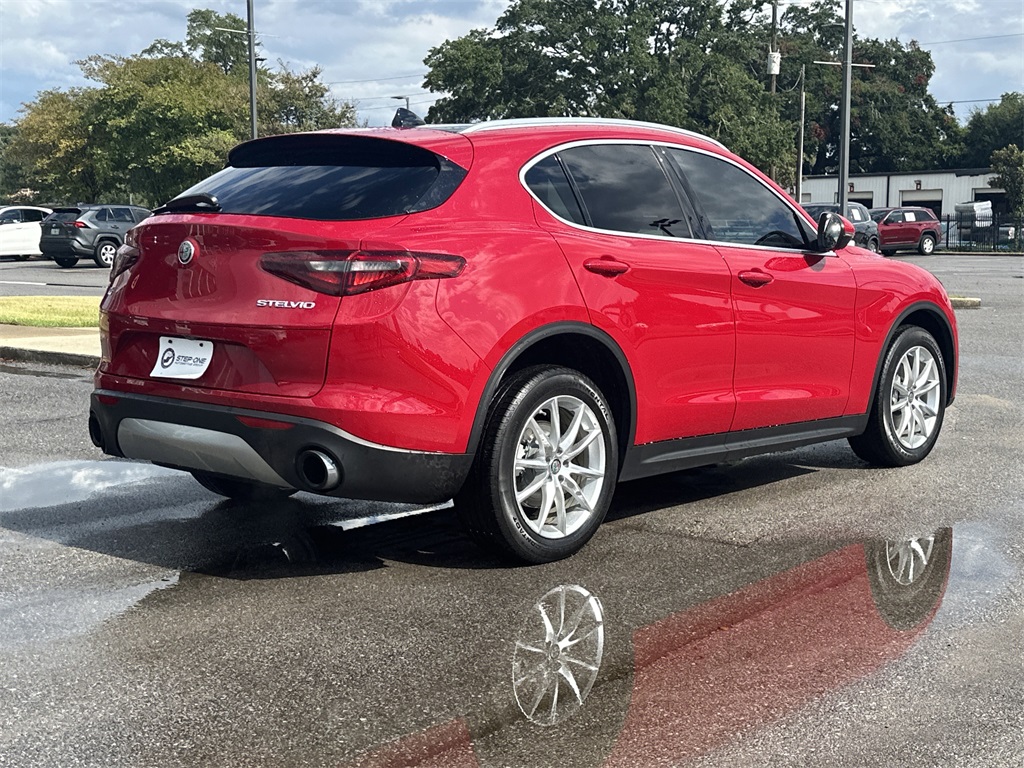 2018 Alfa Romeo Stelvio Ti photo 7
