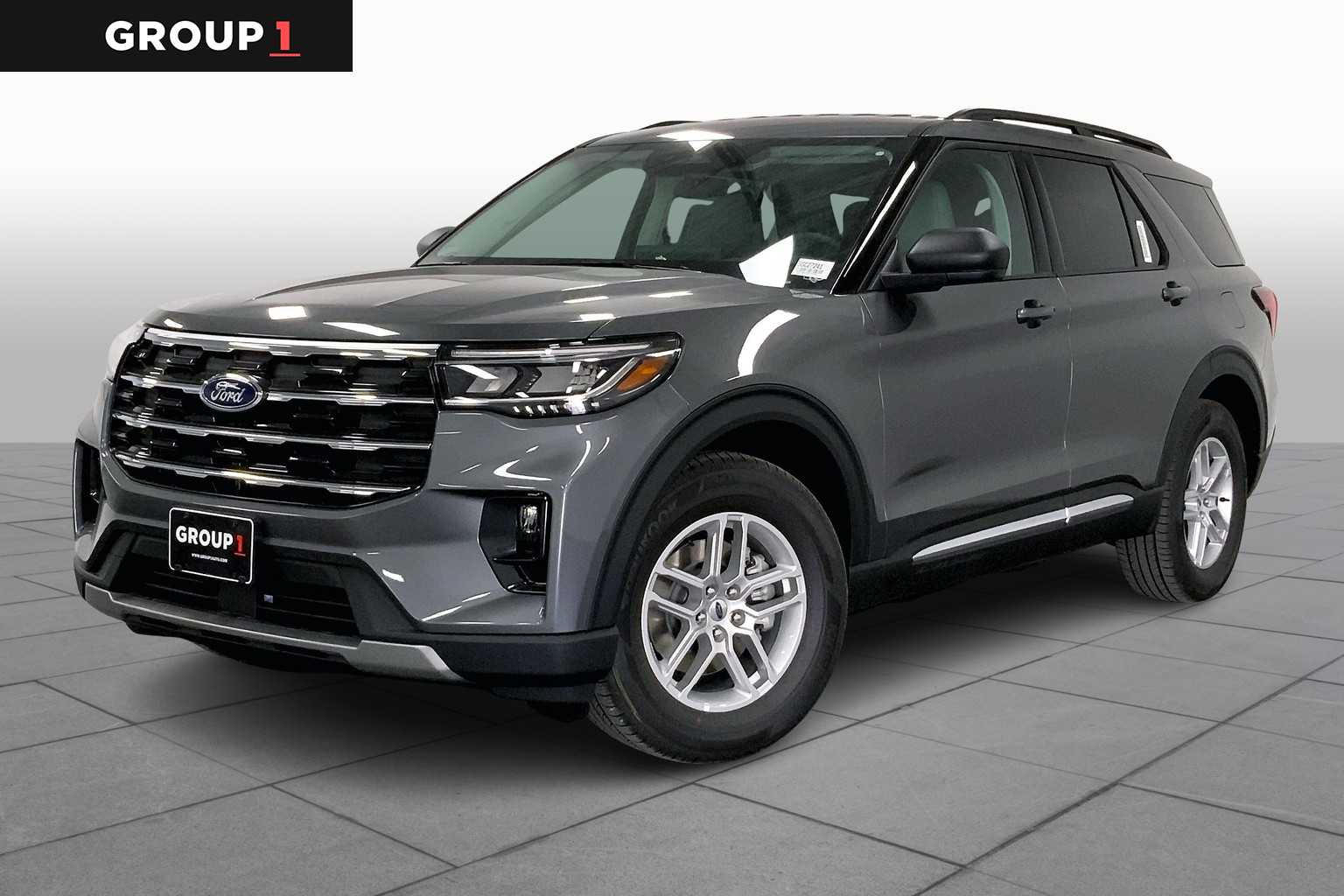 2025 Ford Explorer Active's photo