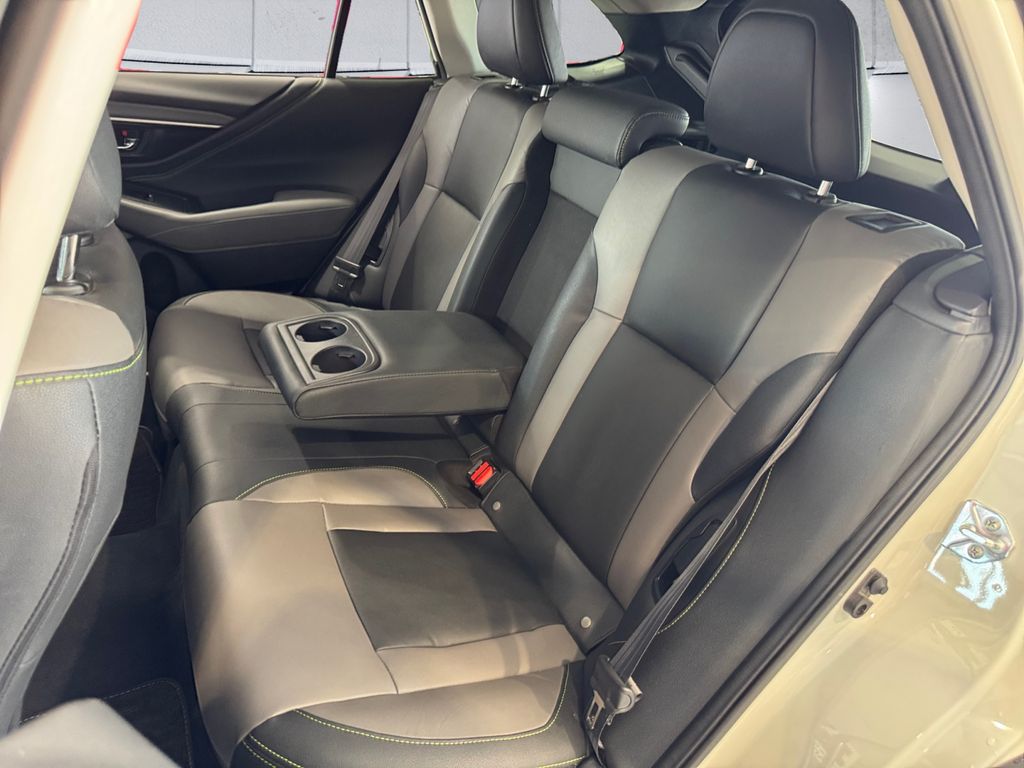 2025 Subaru Outback Onyx Edition photo 18