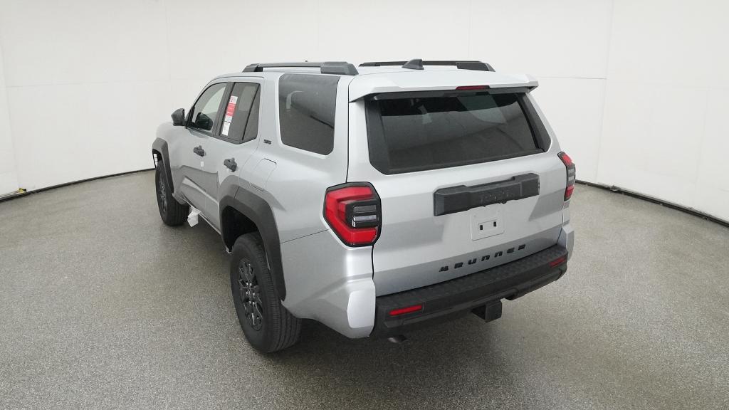 2025 Toyota 4Runner SR5 photo 16