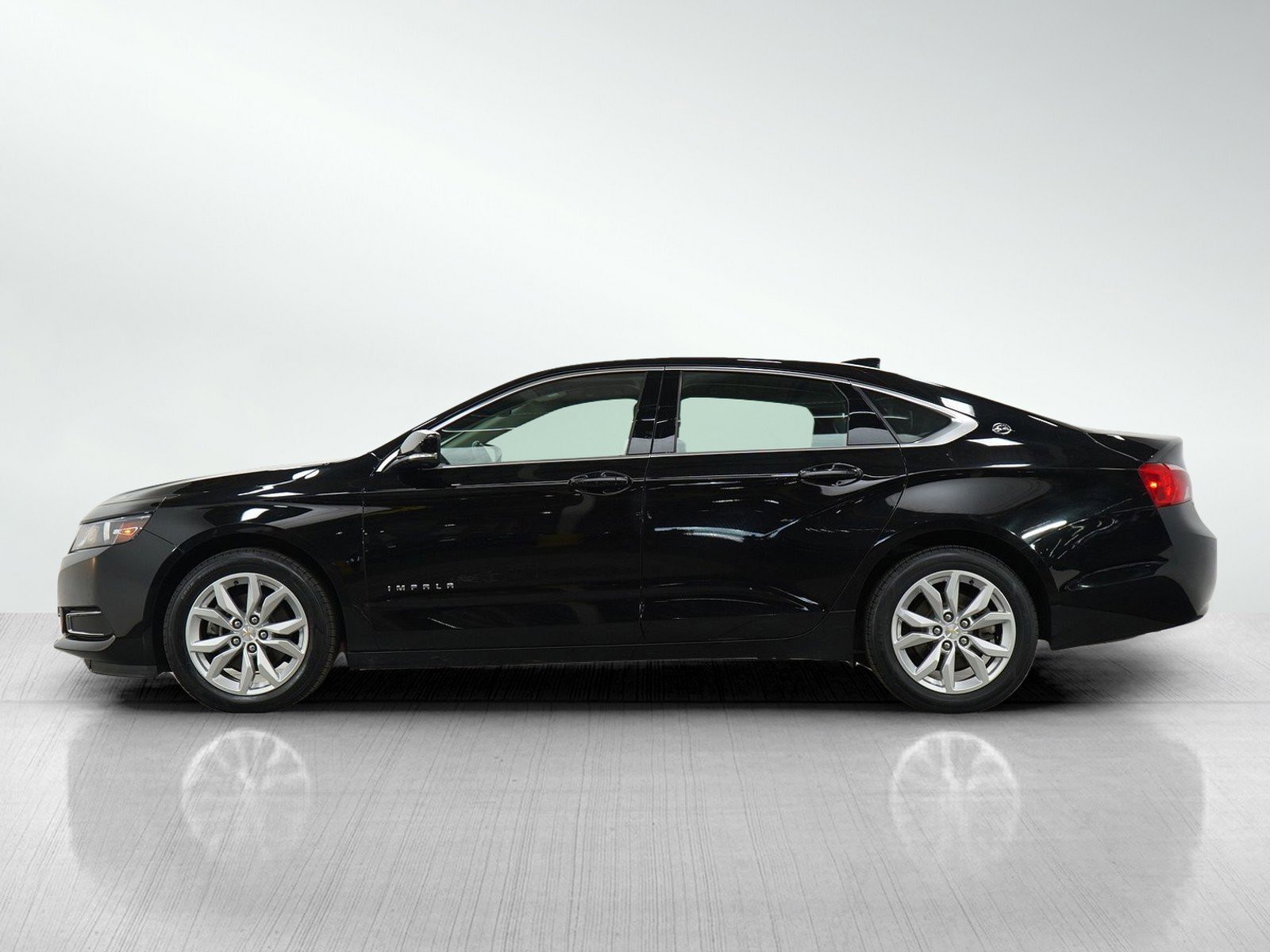 Used 2017 Chevrolet Impala 1LT with VIN 2G1105S33H9171974 for sale in White Bear Lake, Minnesota