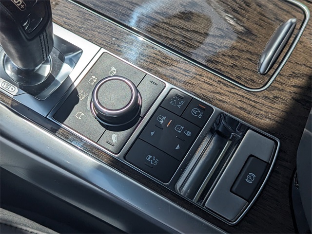 2014 Land Rover Range Rover Sport SuperCharged HSE photo 16