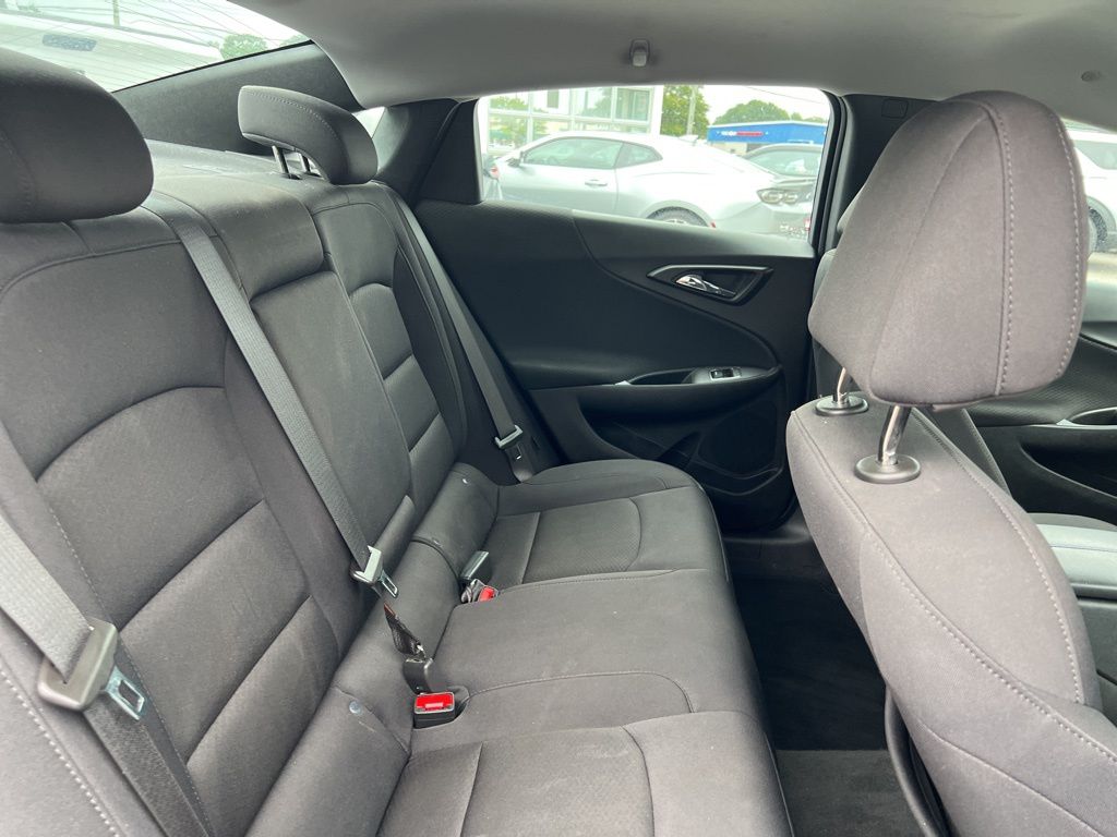 2022 Chevrolet Malibu 1LT photo 22