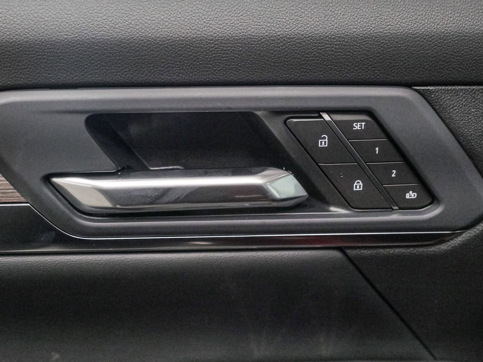 2026 Gmc Terrain Denali photo 13