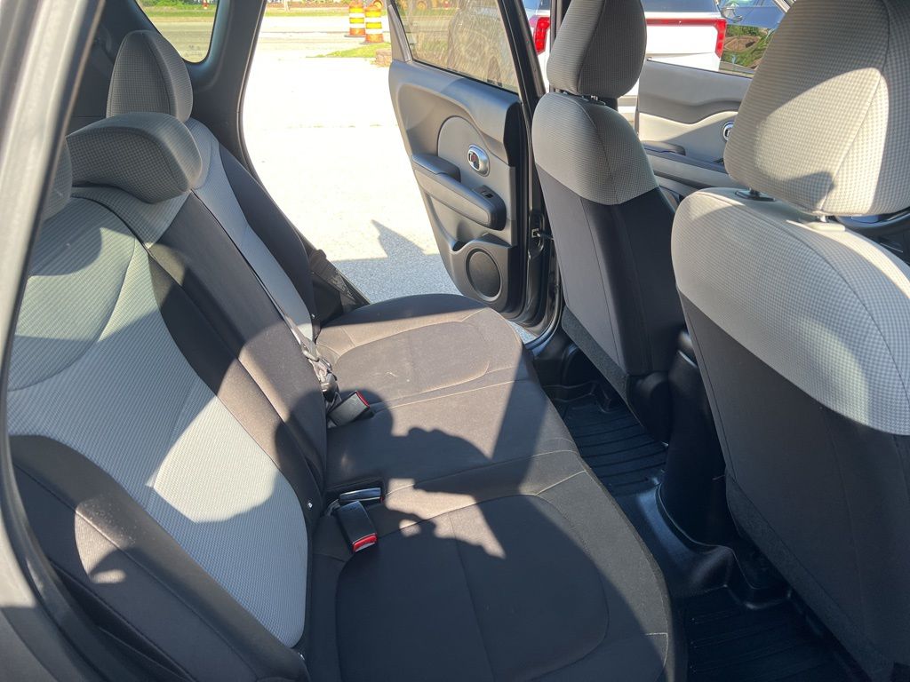 2016 Kia Soul Base photo 11