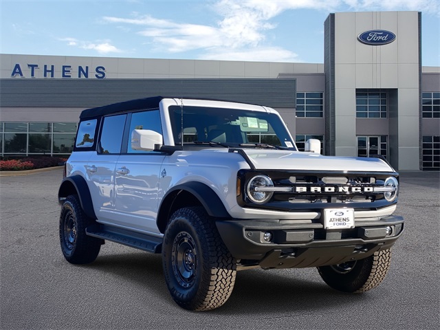 2025 Ford Bronco 4-Door Outer Banks