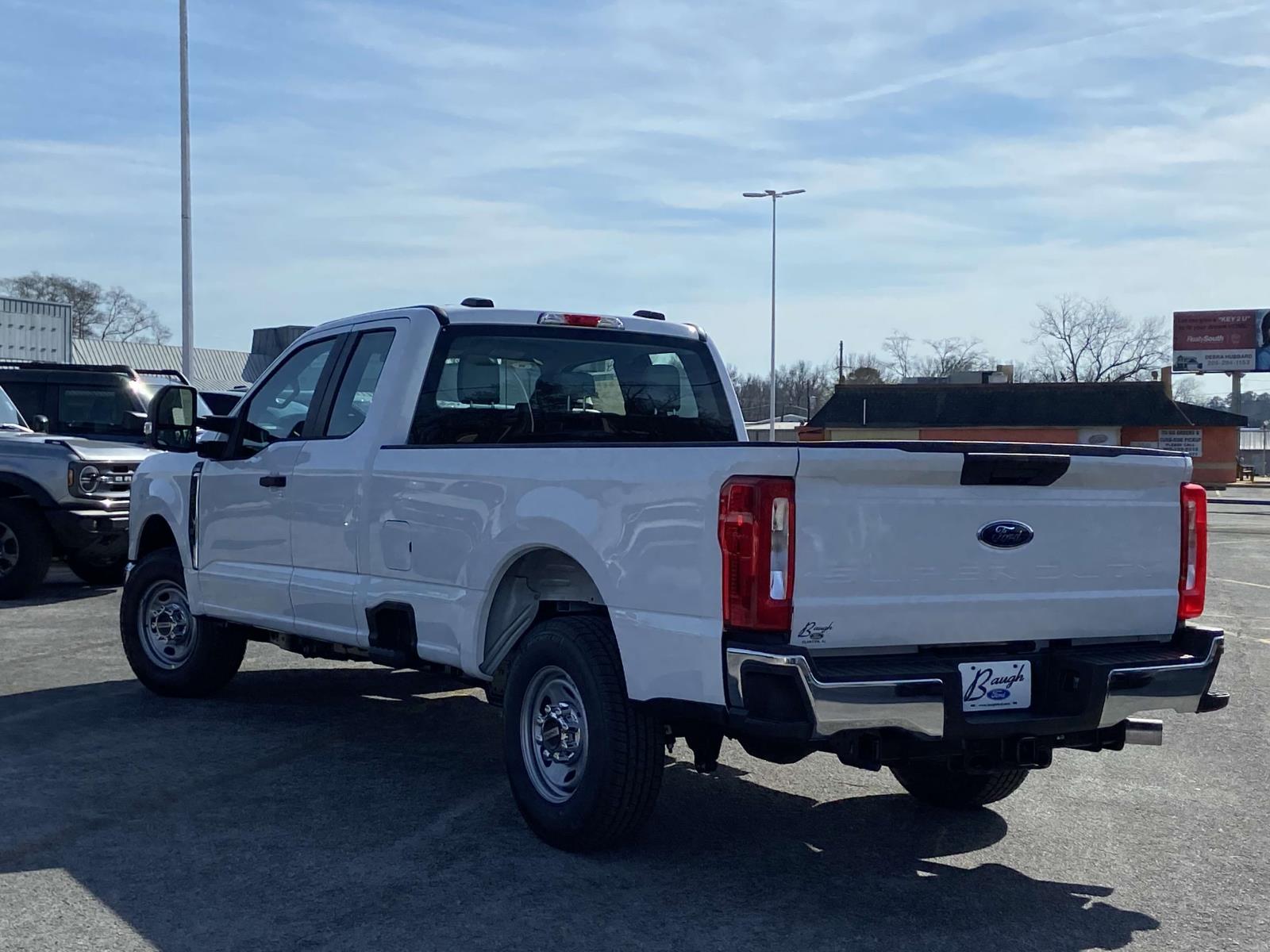 2025 Ford F-250 XL photo 3