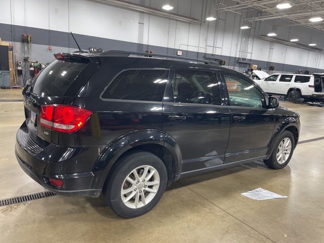 2016 Dodge Journey SXT photo 2