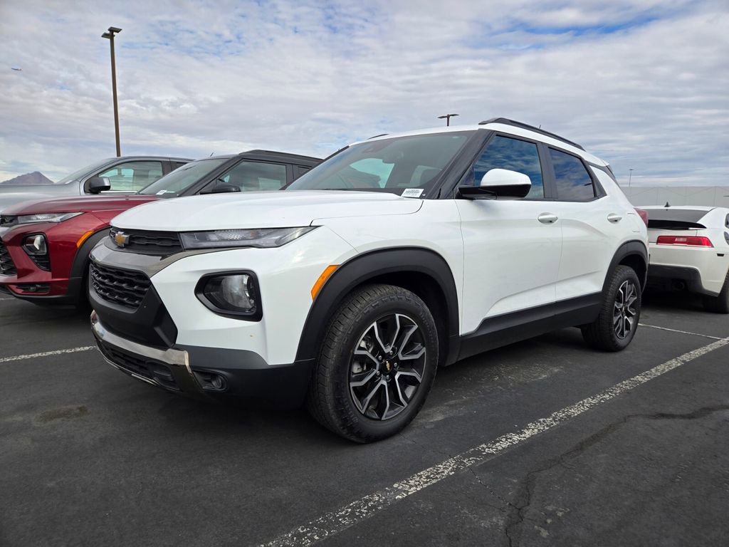 2023 Chevrolet Trailblazer ACTIV photo 2
