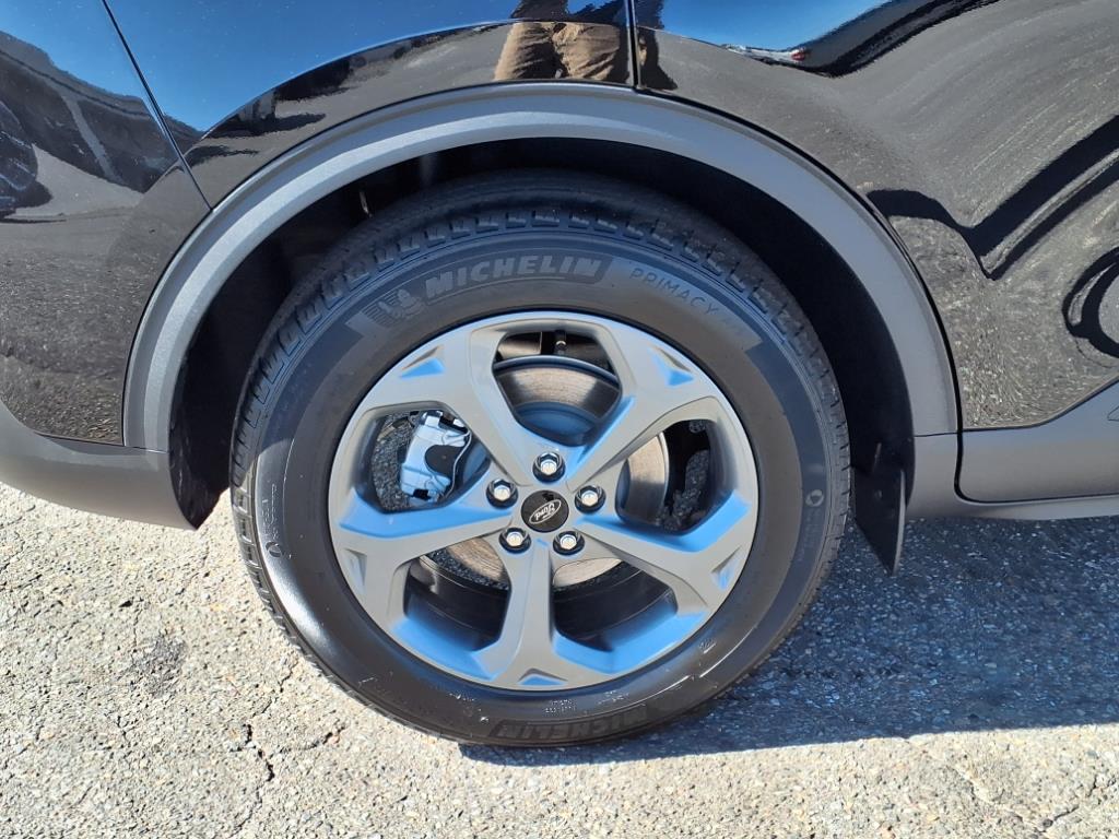2025 Ford Escape ST-Line photo 21