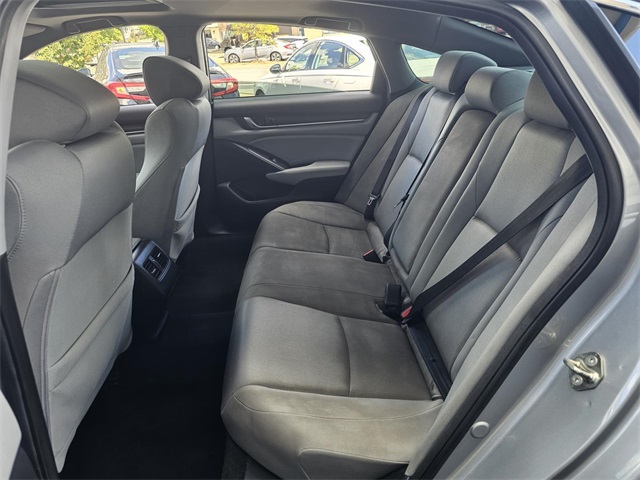 2019 Honda Accord EX photo 14