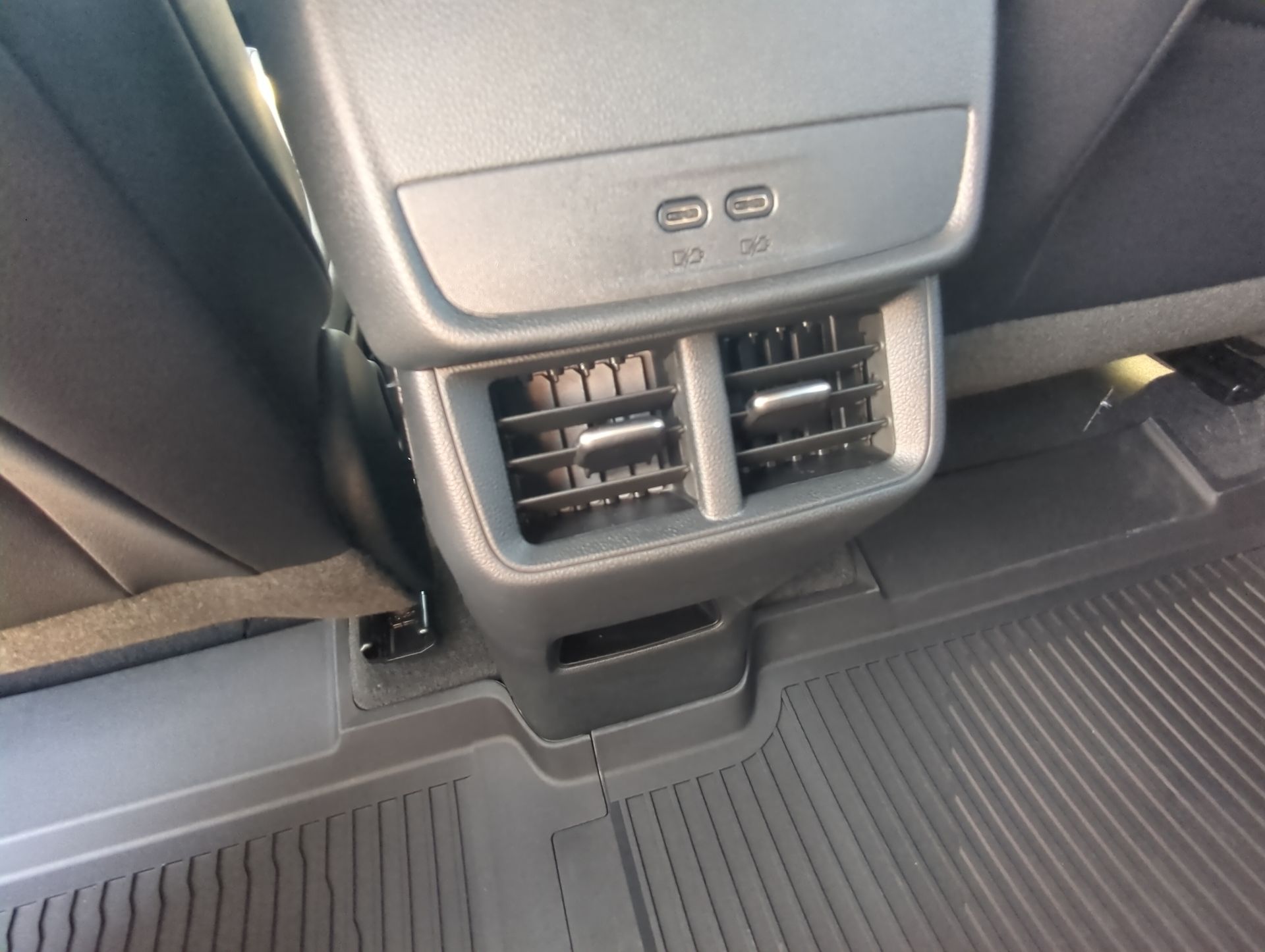 2026 Chevrolet Equinox LT photo 11