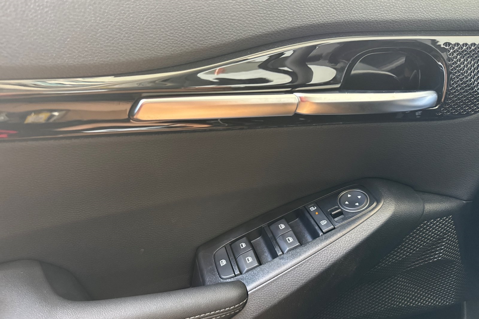 2026 Kia Seltos S photo 7