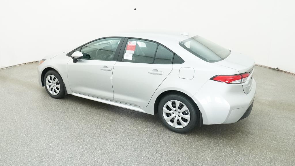 2026 Toyota Corolla LE photo 11