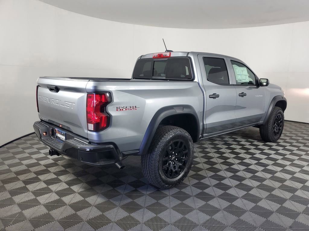 2026 Chevrolet Colorado Trail Boss photo 4