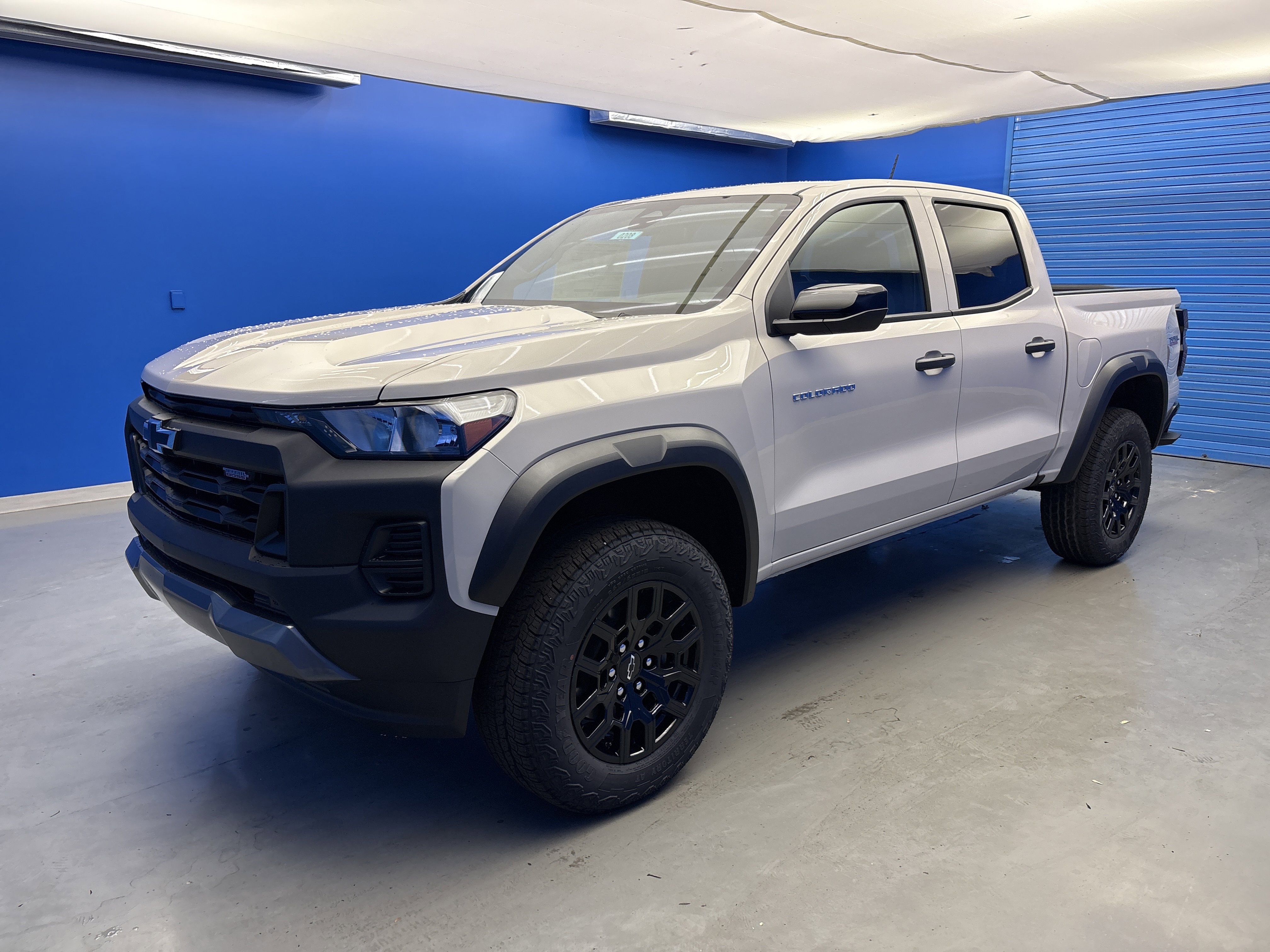 2026 Chevrolet Colorado Trail Boss photo 2
