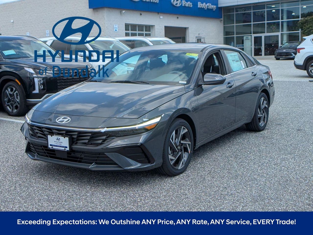 2025 Hyundai Elantra SEL Convenience photo 2