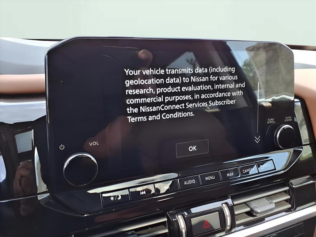 2025 Nissan Pathfinder Platinum photo 17