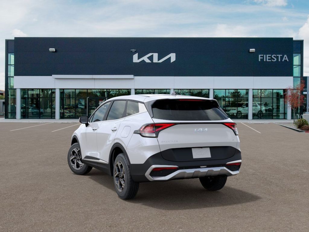 2025 Kia Sportage LX photo 5