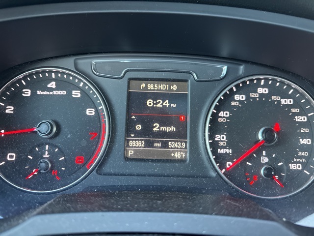 2016 Audi Q3 Premium Plus photo 3