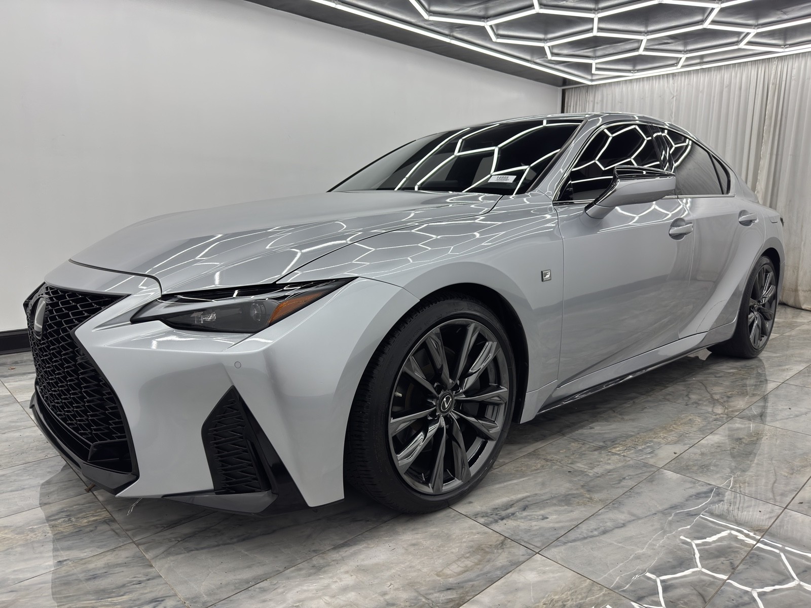 2022 Lexus IS 350 F SPORT photo 23