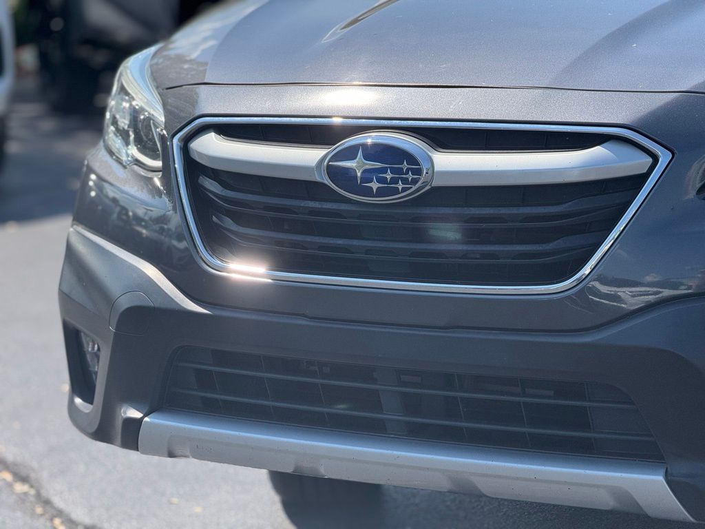 2020 Subaru Outback Limited photo 4