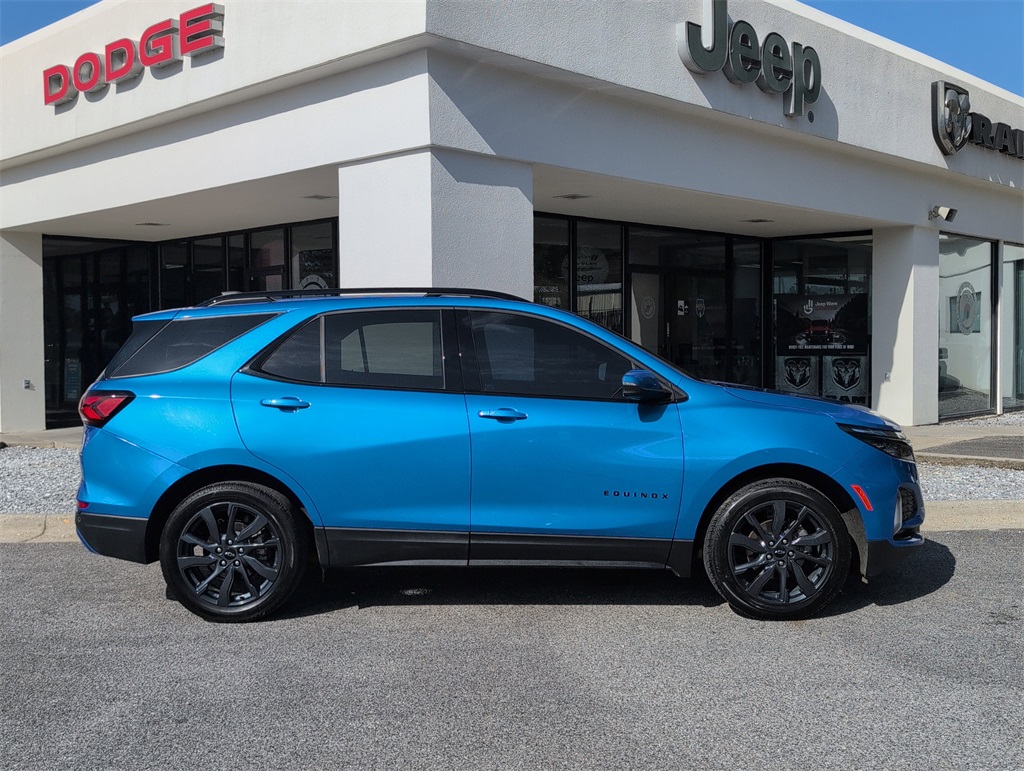 2024 Chevrolet Equinox RS photo 3