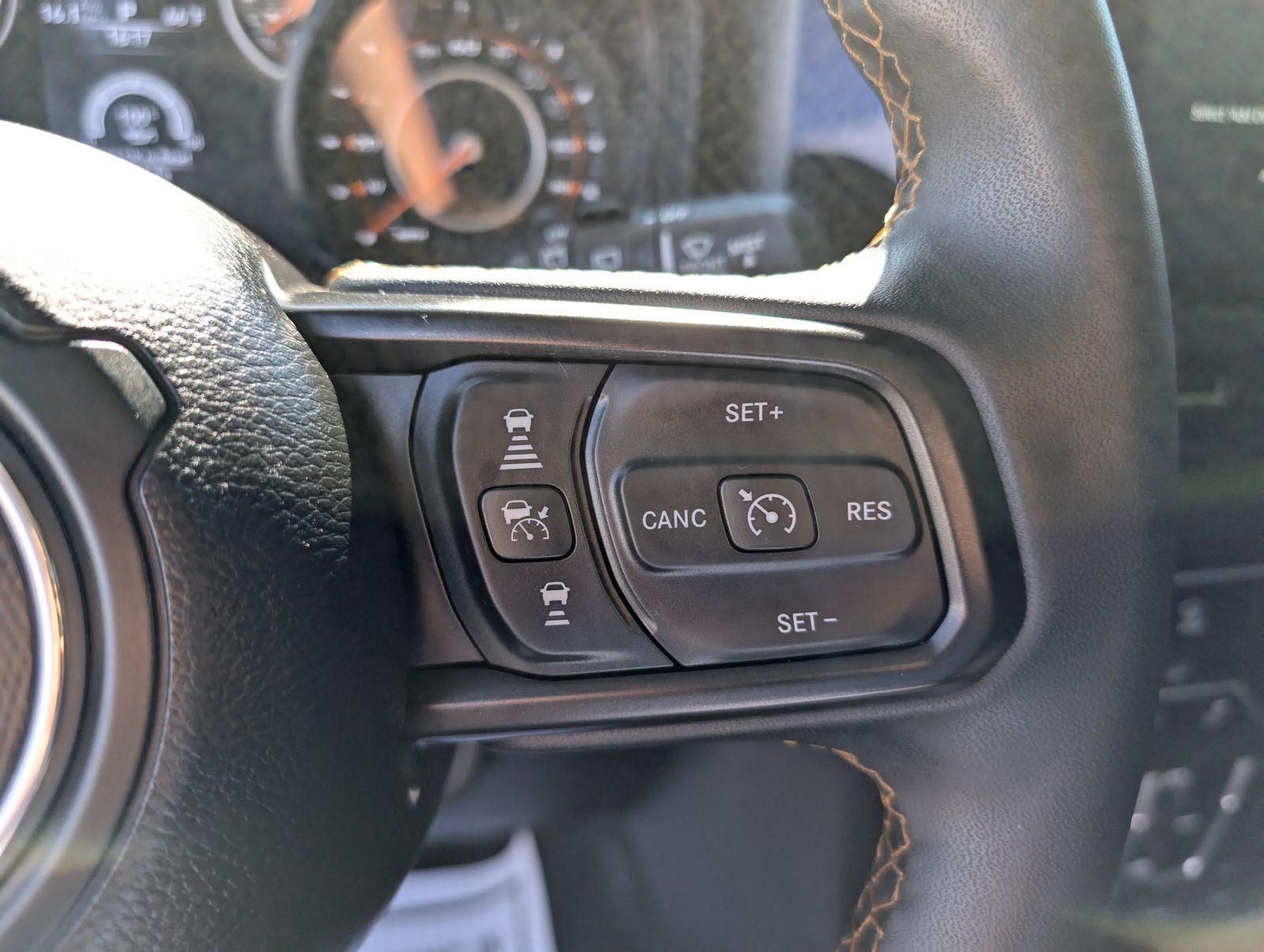 2024 Jeep Wrangler Willys photo 16