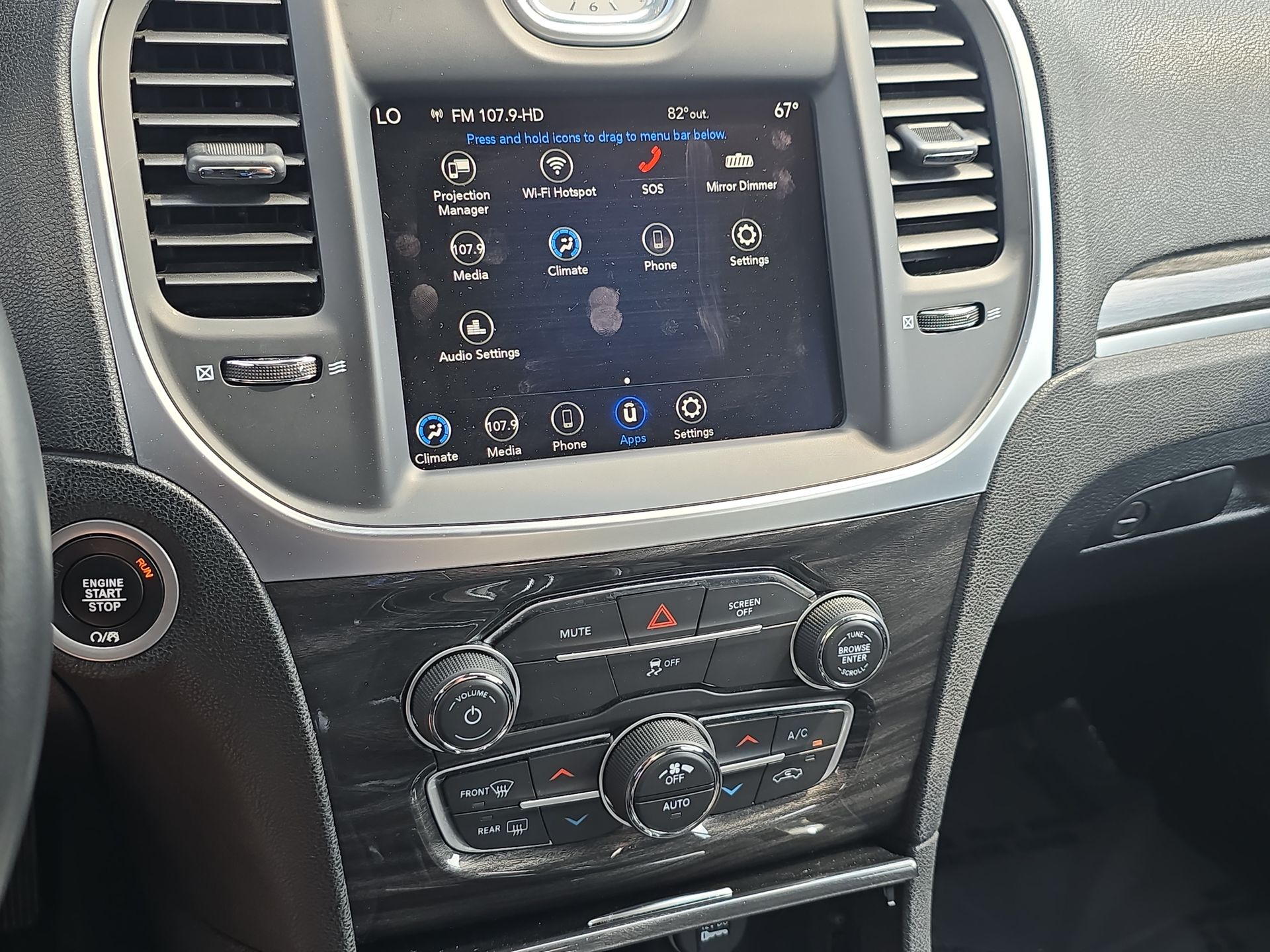 2022 Chrysler 300 Touring photo 47