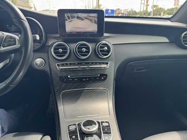 2019 Mercedes Benz GLC 300 photo 13