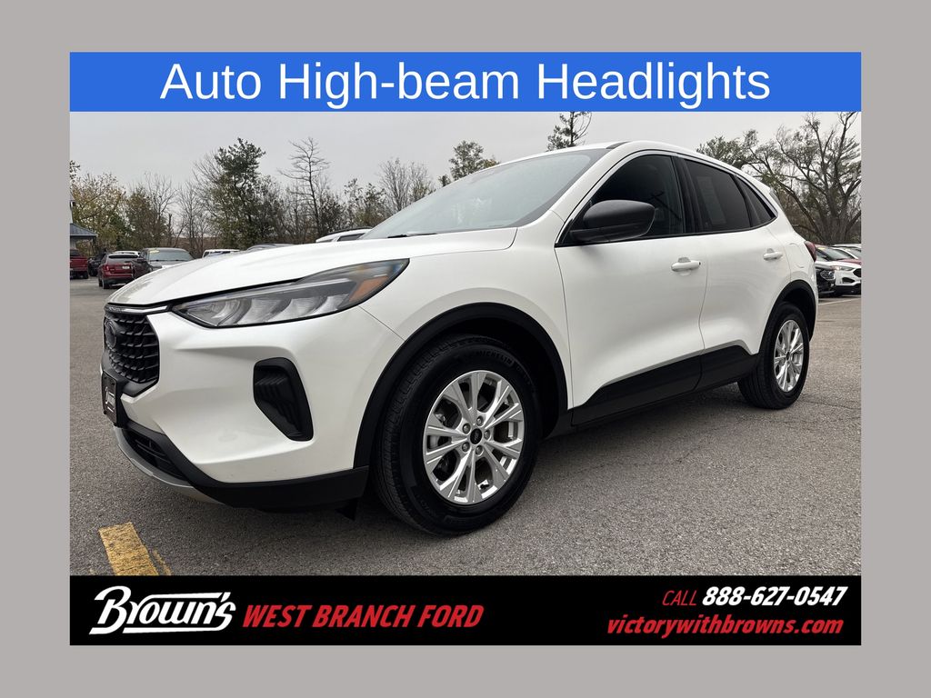 2023 Ford Escape Active's photo