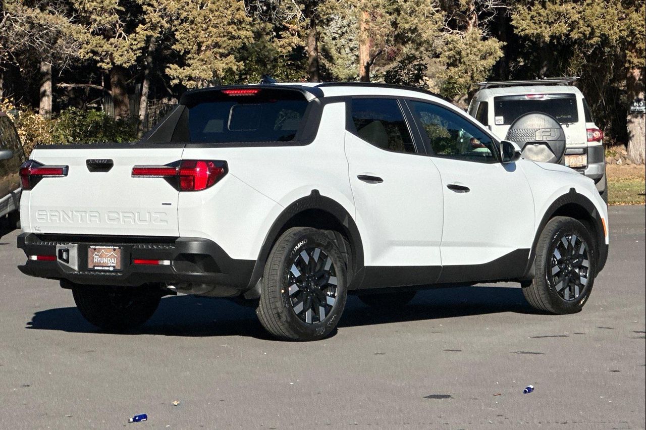 2025 Hyundai Santa Cruz SEL Activity photo 3