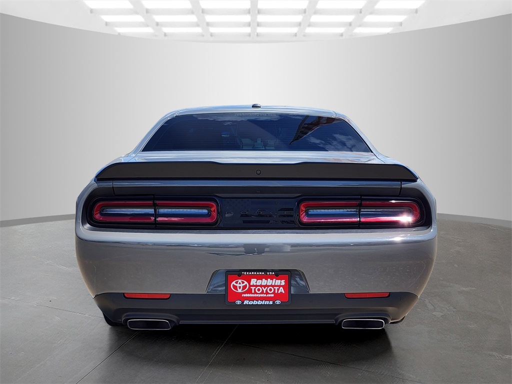 2023 Dodge Challenger R/T photo 6