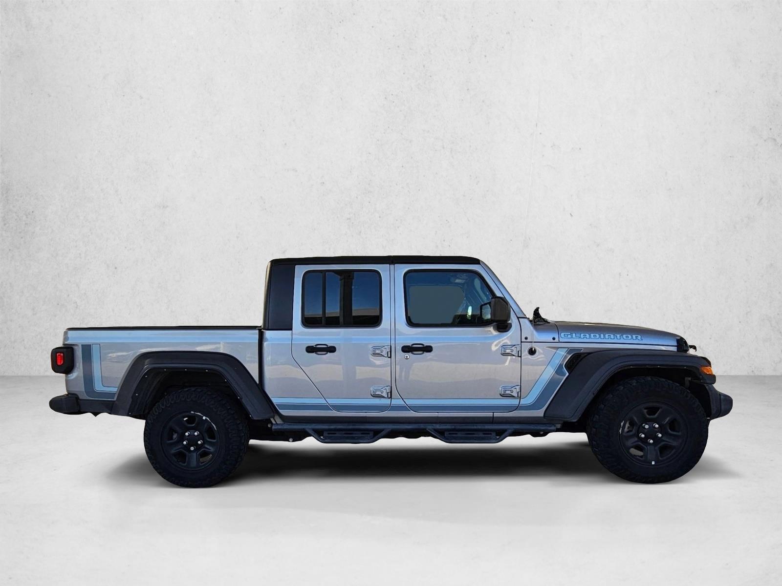 2021 Jeep Gladiator Sport photo 4