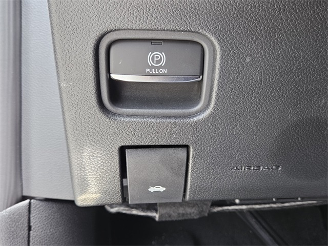 2023 Jeep Grand Cherokee Overland photo 30