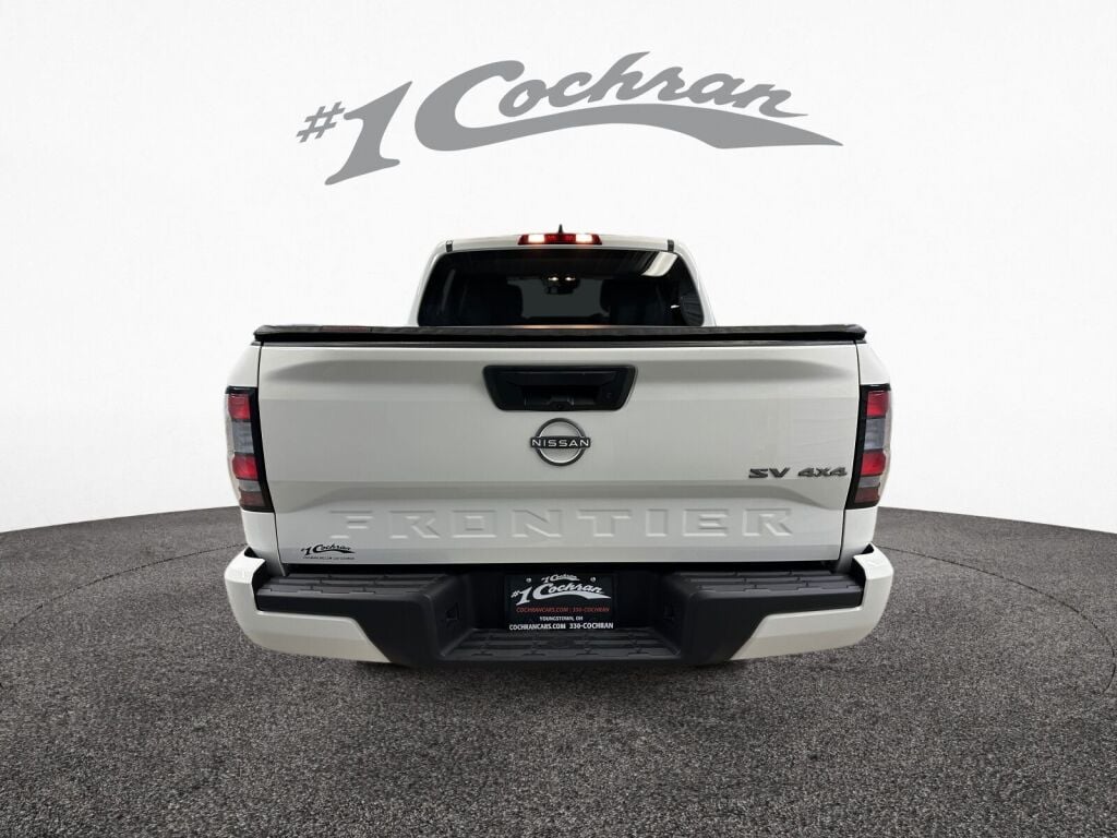 2022 Nissan Frontier SV photo 6