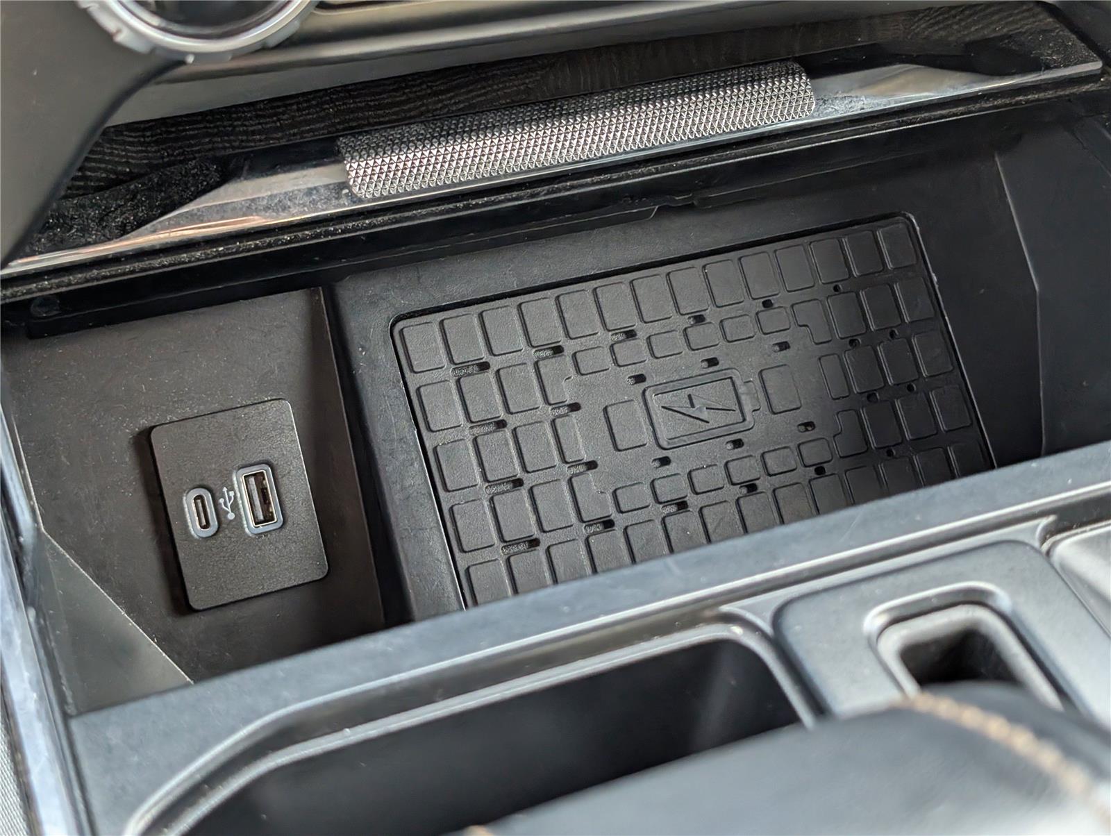2023 Ford F-150 Platinum photo 21