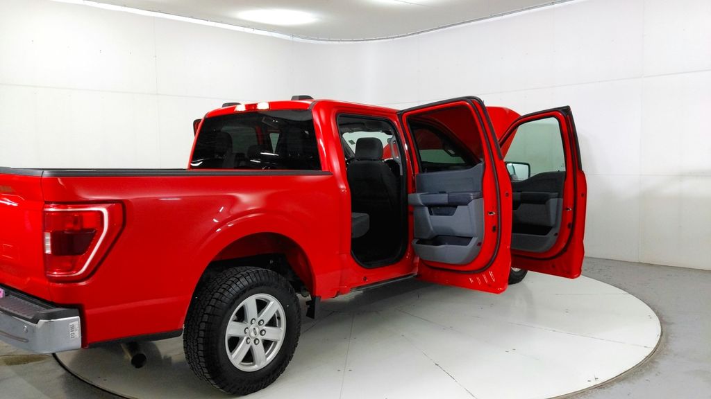 2023 Ford F-150 XLT photo 5