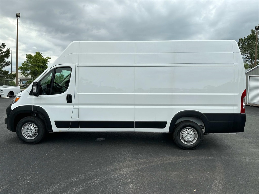 2024 Ram ProMaster 3500 photo 5