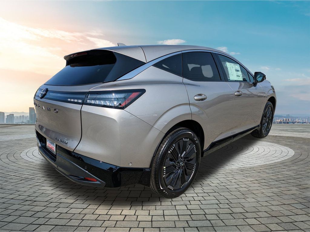 2025 Nissan Murano Platinum photo 2