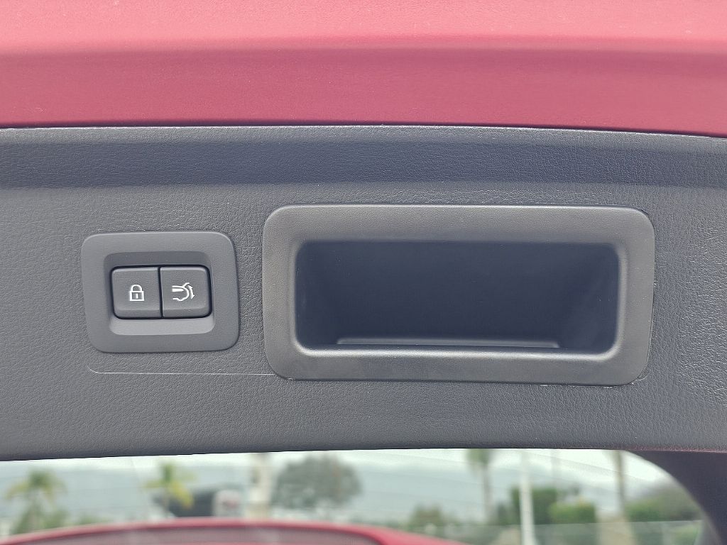 2025 Mazda CX-50 Premium Plus photo 14